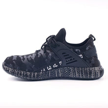 Load image into Gallery viewer, Right side view of black and grey Ghost shoe 800 x 800
